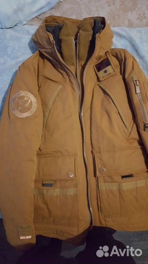 Куртка брендовая