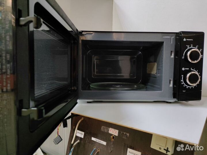 Микроволновые печи Leff 20MM704B