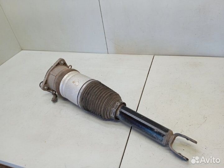 Амортизатор задний левый Audi A8 D3 4.2 2003