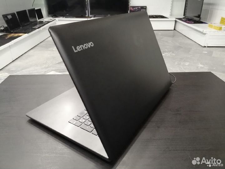 Новый Lenovo I7 7500 17.3 GT 940MX-4GB