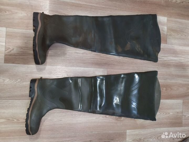 Сапоги болотники