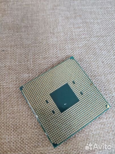 Процессор AMD Ryzen 3 3100