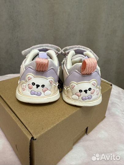 Кроссовки для девочки, размер 21