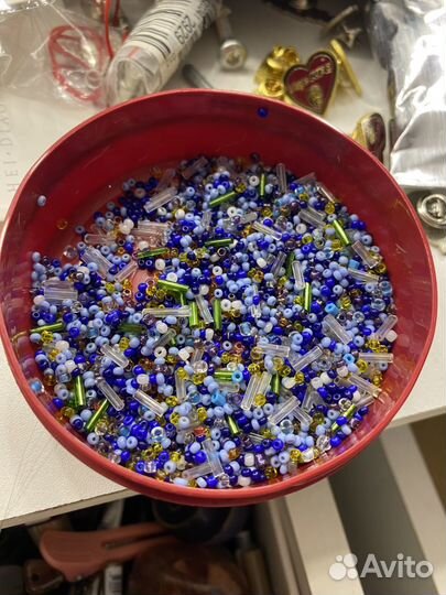 Остатки бисера с леской