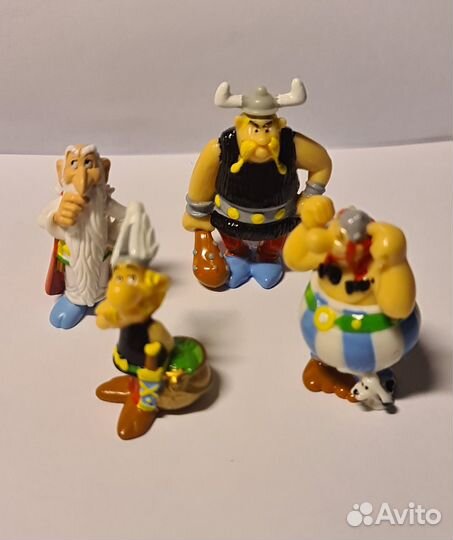 Игрушки из киндера