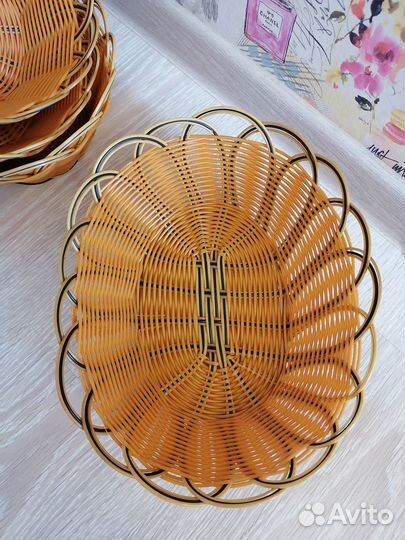 Корзинка плетеная 