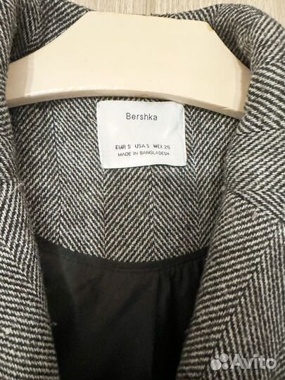 Пальто женское Bershka 42-44