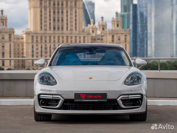 Porsche Panamera GTS, 2023