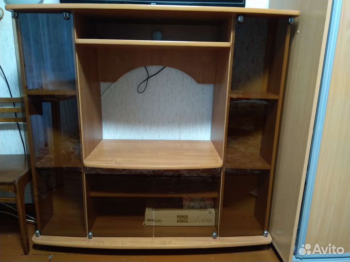 Тумба под телевизор