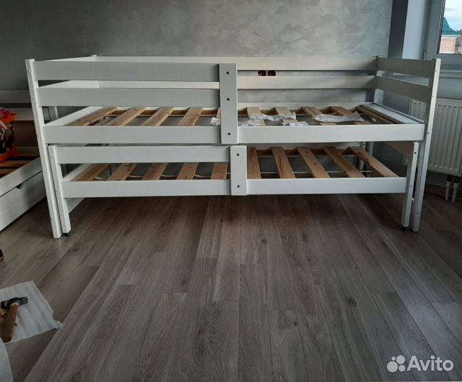 Двухъярусная кровать детская