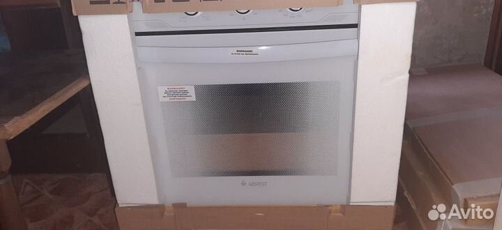 Продаю встраеваемый газовый духовой шкаф gefest дг