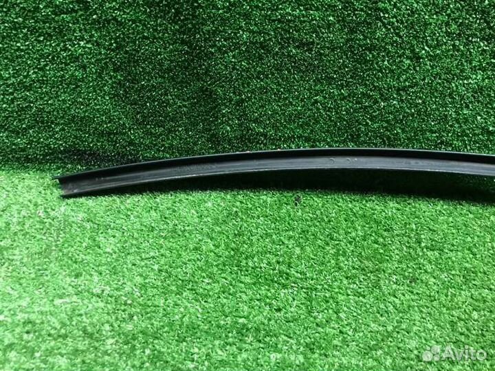 Направляющая стекла задняя левая Lifan Solano 650