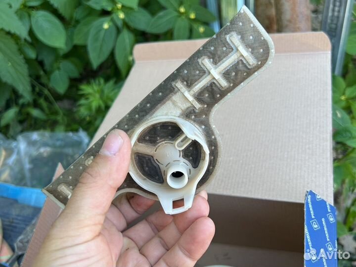 Бензонасос в сборе с колбой. N52b30