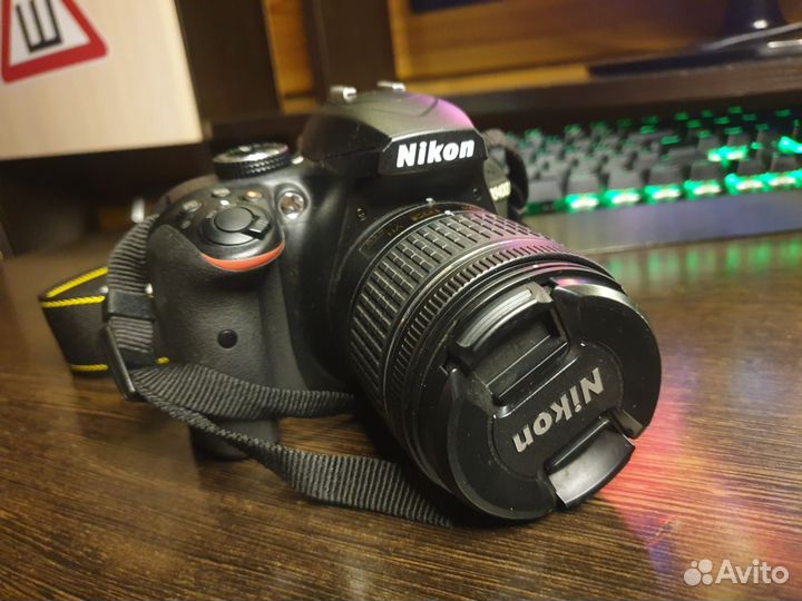 Зеркальный фотоаппарат Nikon 3400