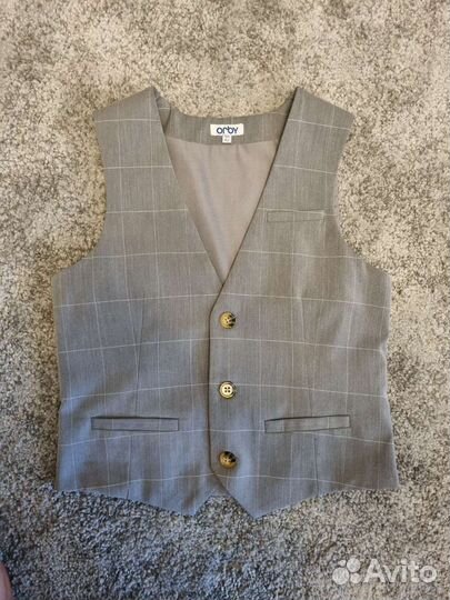 Школьная форма для мальчика (жилетки, пиджак)