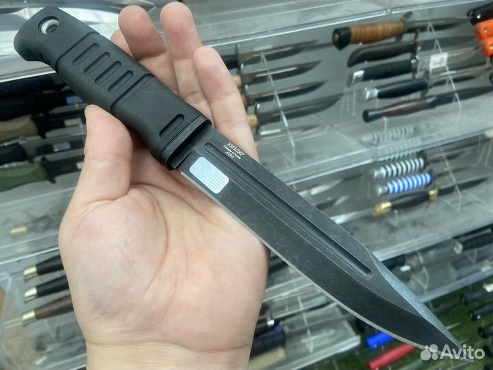 Нож Витязь Black из стали Aus-8,ножны Molle