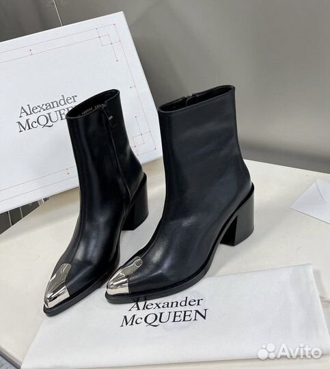 Alexander mcqueen ботильоны