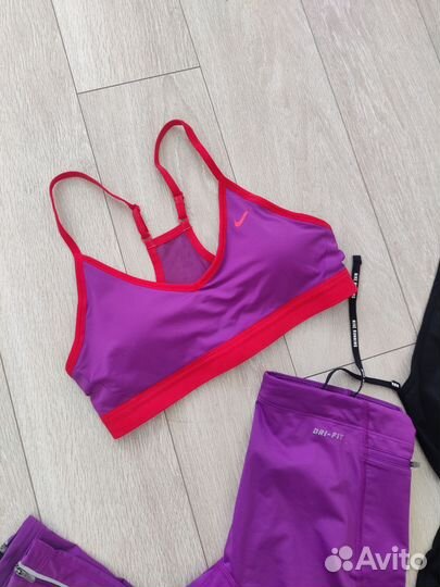 Комплект спортивной одежды для фитнеса Nike