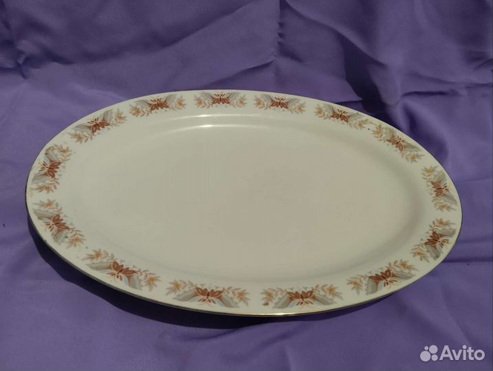 Блюдо фарфоровое СССР