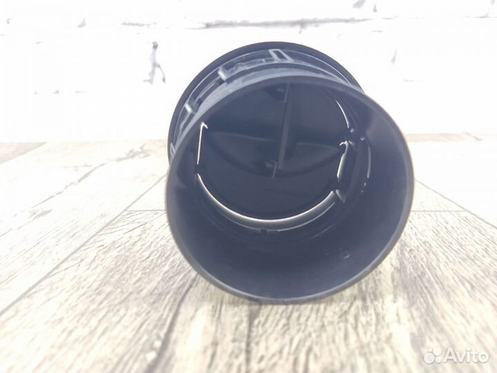 Дефлектор воздушный Logan Логан