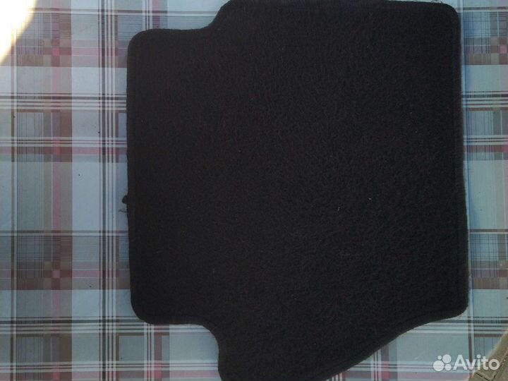 Оригинальные текстильные коврики Ford Fiesta