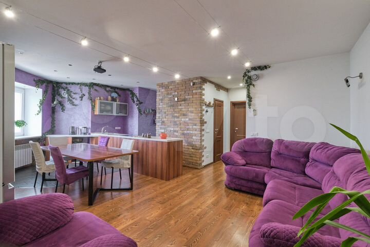 4-к. квартира, 130 м², 6/6 эт.