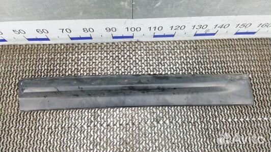 Молдинг двери передней левой land rover range rove