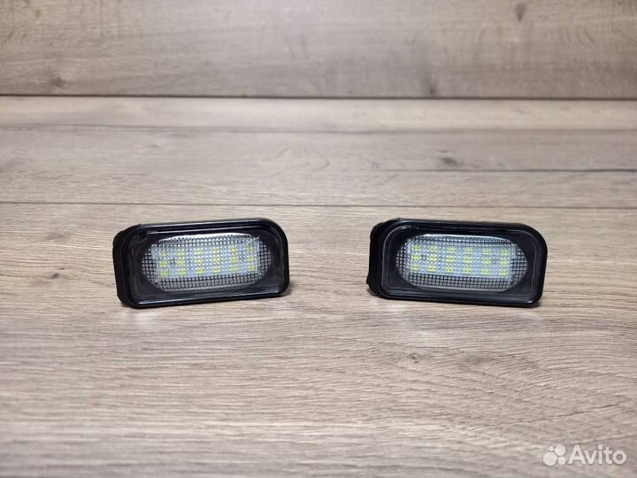 Подсветка номера Mercedes W203 A2038200556