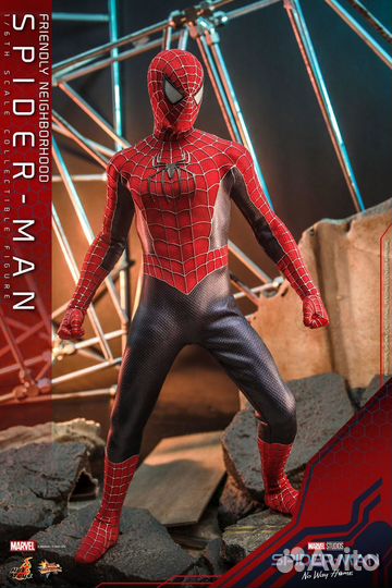 Hot Toys MMS661 Friendly Neighborhood Spider-Man 1