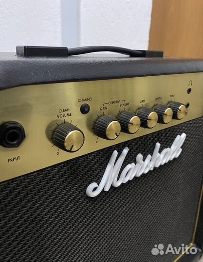 Комбоусилитель marshall mg15