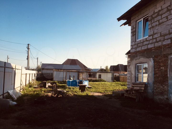 Дом 200 м² на участке 14 сот.