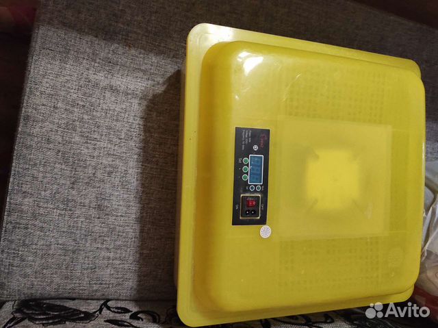 Инкубатор с автоматическим поворотом