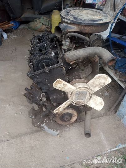 Запчасти на москвич 2140