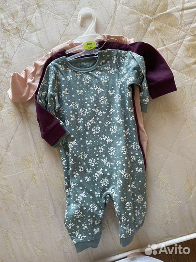 Продам детские вещи