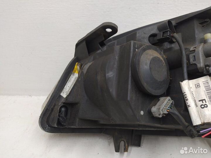 Б/У Фара правая Англия Hella. мутная по верху