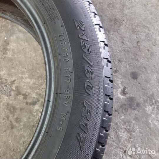 Pirelli Scorpion Verde All Season 215/60 R17