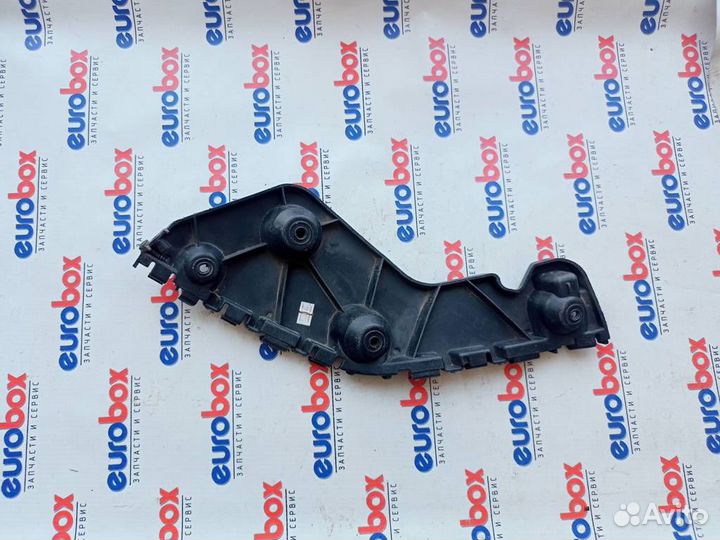 Кронштейн заднего бампера левый Renault Duster 20