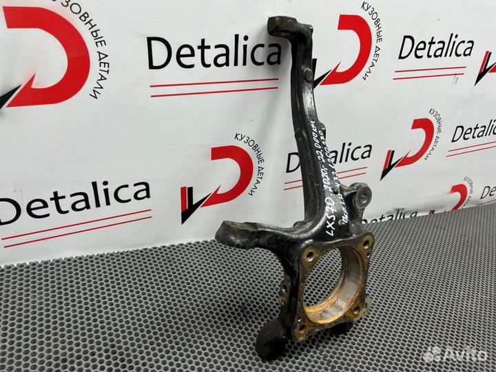 Кулак поворотный передний левый Lexus Lx 3