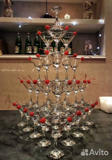 Шоу на ваш праздник/ Пирамида из бокалов