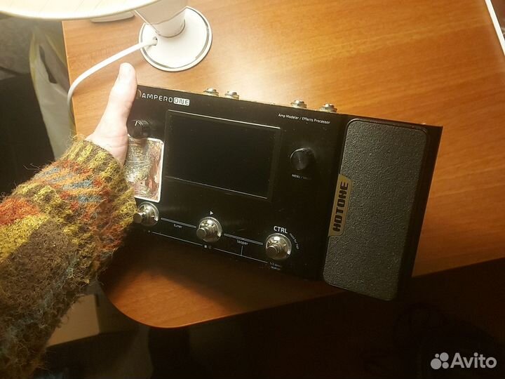 Гитарный процессор Hotone Ampero One