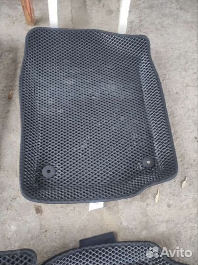 Автомобильные коврики eva