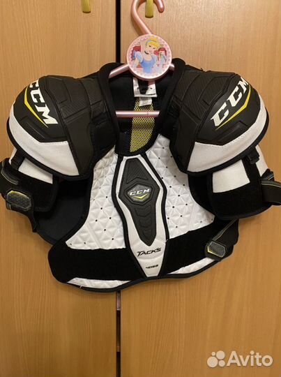 Нагрудник хоккейный jr l