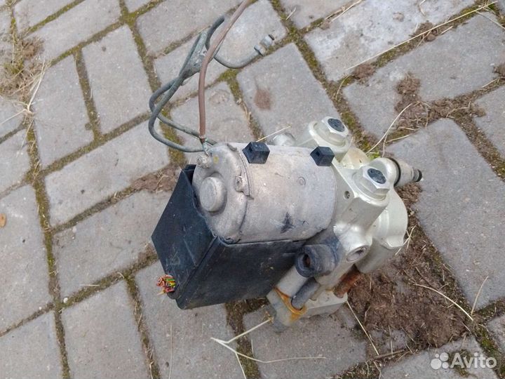 Блок abs Audi 80