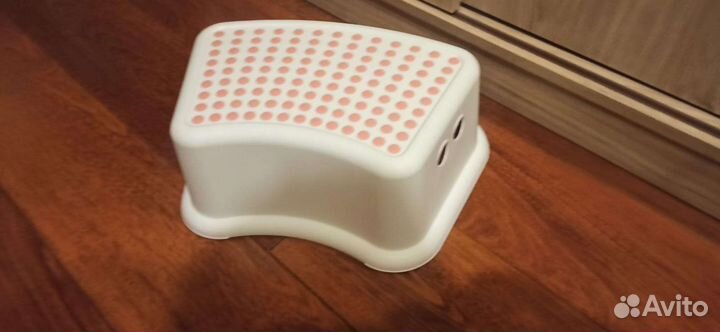 Подставка для ванны