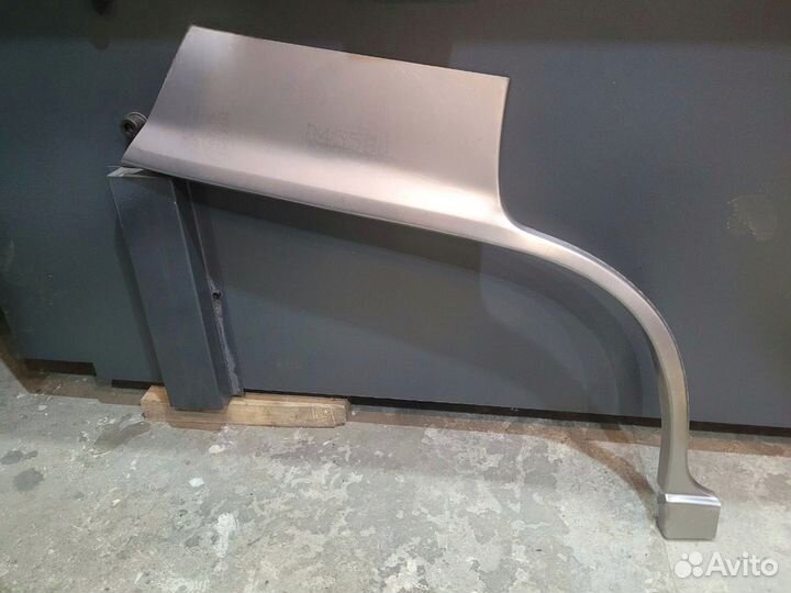 Арки кузовные на Mitsubishi Montero 4