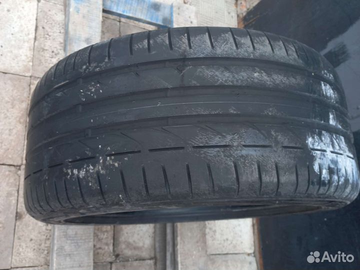 Bridgestone Potenza S001 275/40 R19