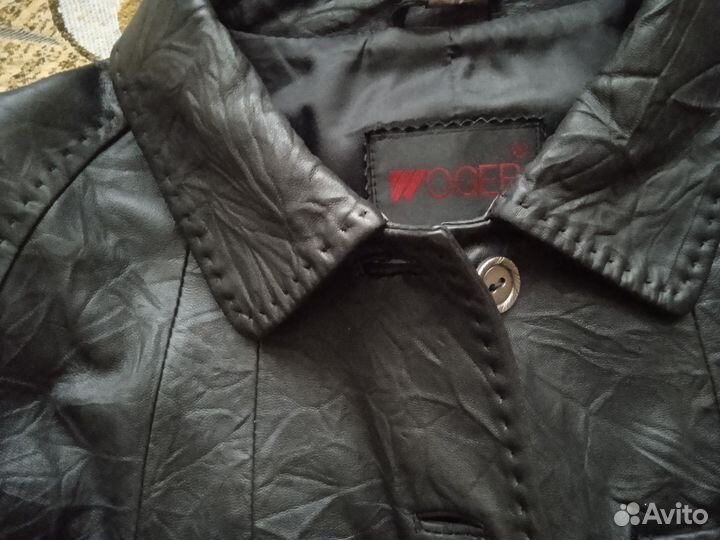 Куртка кожаная женская 48