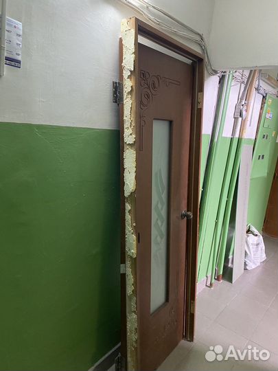 Дверь 70*200 с коробкой б/у