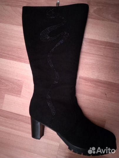 Сапоги женские, зимние. размер 42, новые