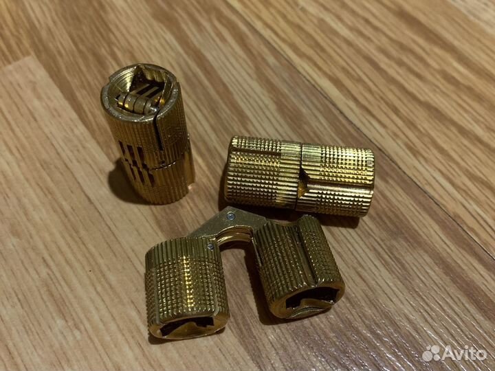 Комплектующие Мебельные потайные петли 17-18